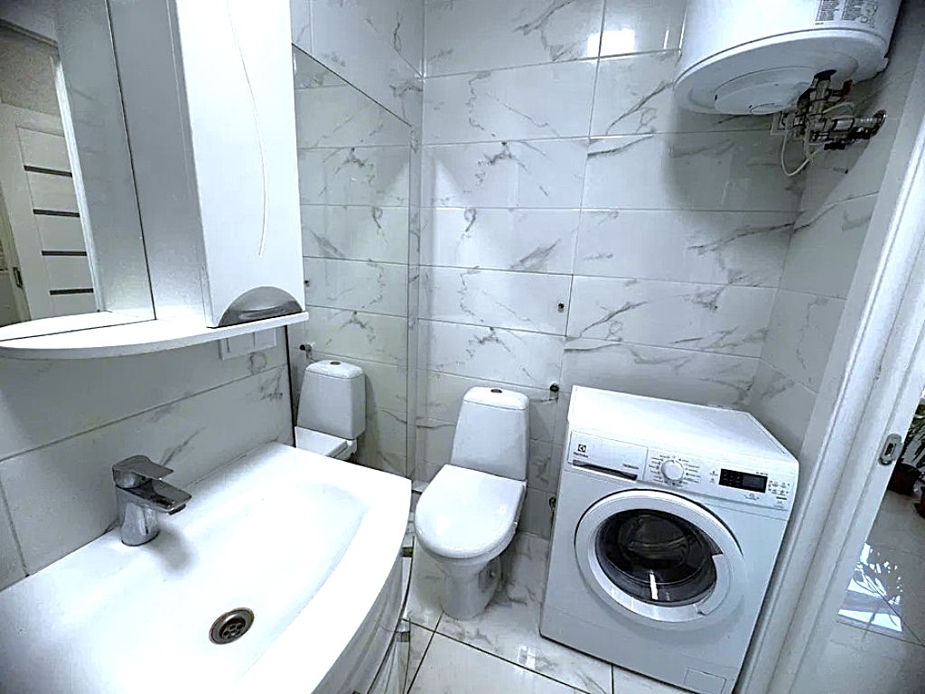 продажа однокомнатной квартиры номер A-174377 в Малиновском районе, фото номер 14